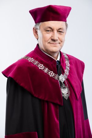 prof. UAM dr hab. Tadeusz Wallas