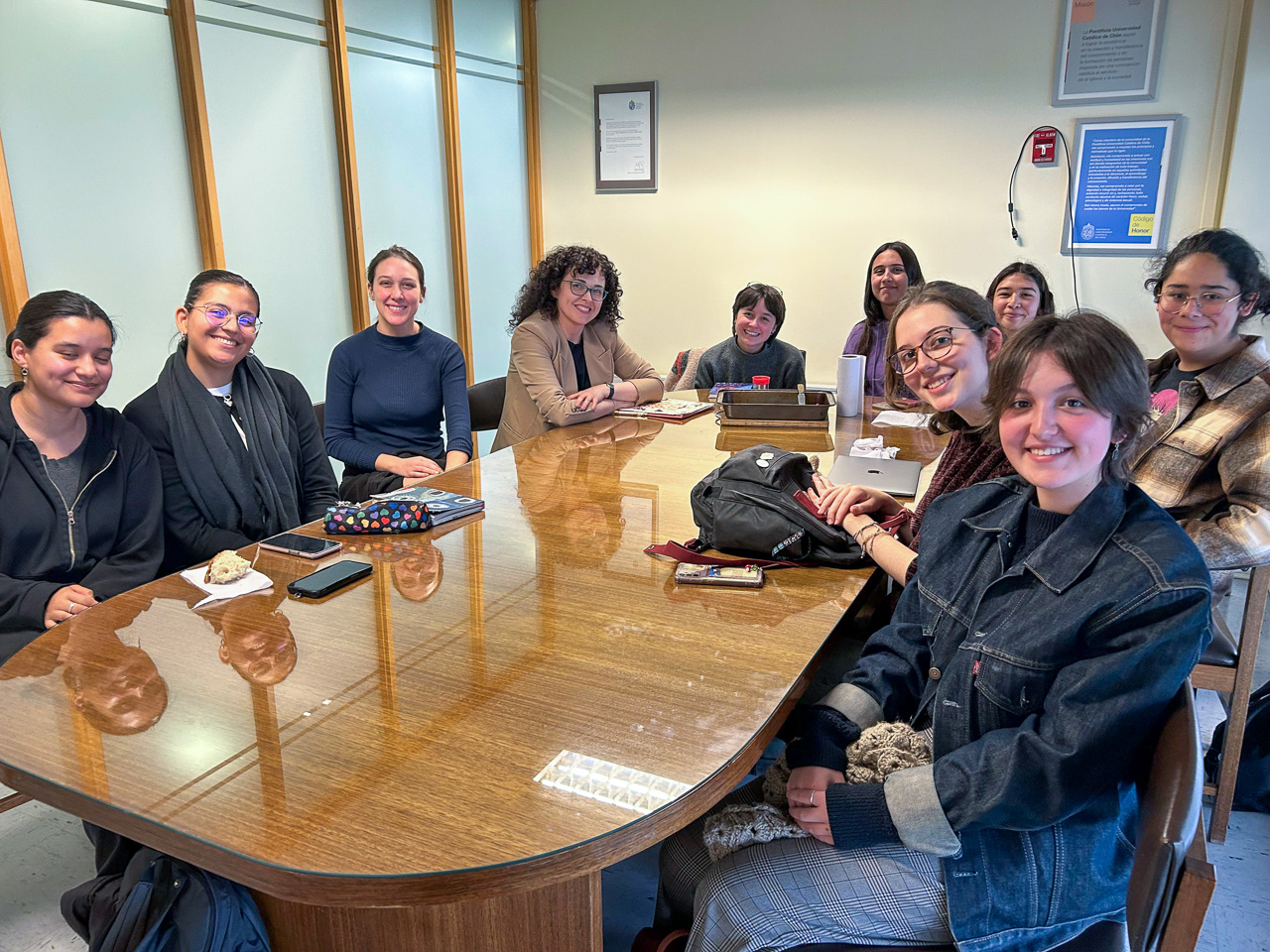 Internationalisation and academic exchange: AMU Faculty of English and UC Chile in the ERASMUS+ programme