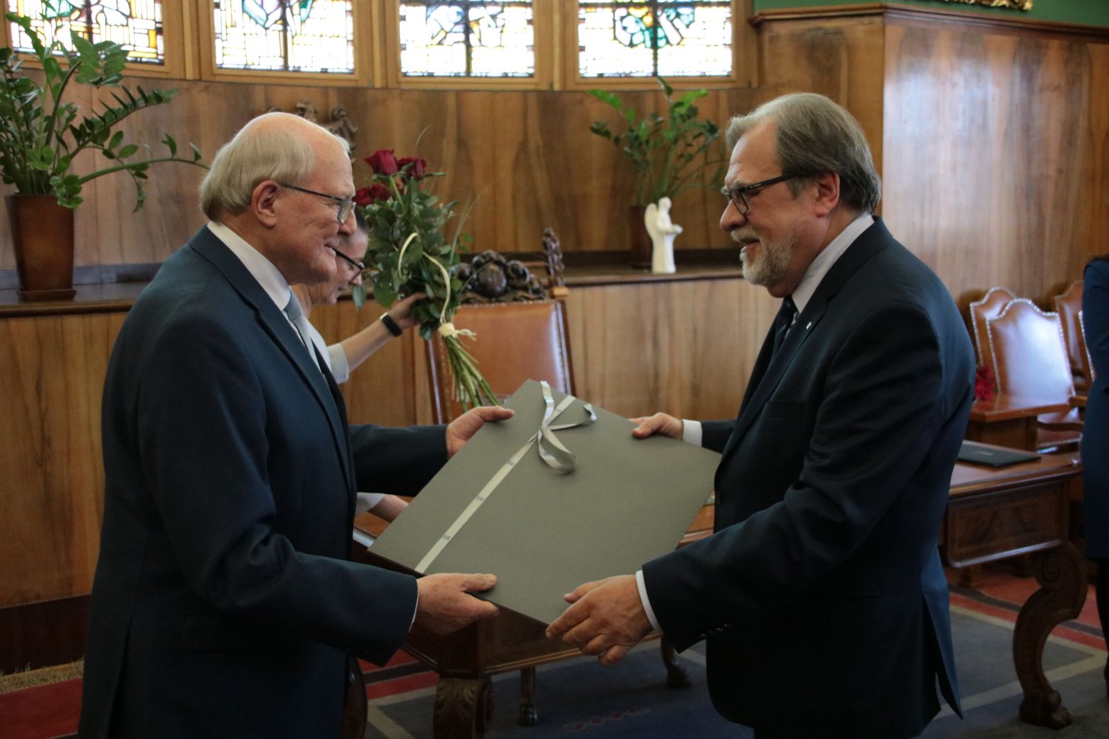 Prof. Andrzej Legocki oraz JM Rektor UAM prof. Andrzej Lesicki