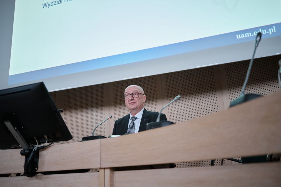 Zdjęcie z konferencji i wystawy