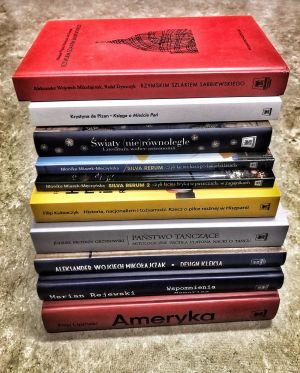 Aukcja WOŚP: 10 bestsellerów Wydawnictwa Naukowego UAM