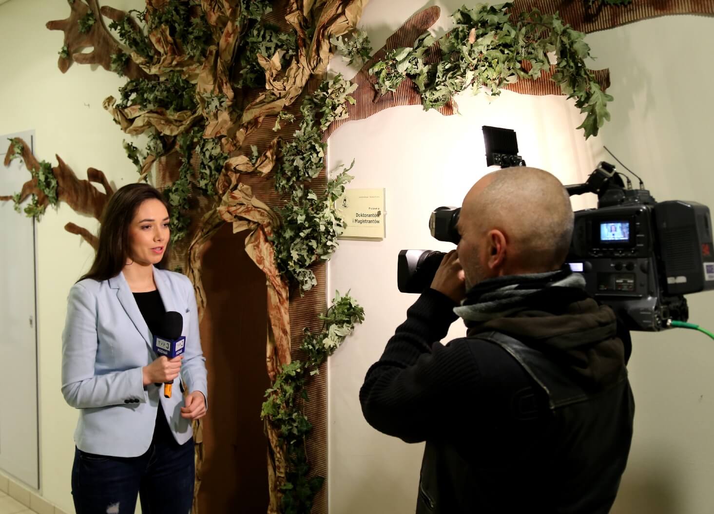 Odwiedziła nas TVP3, patron medialny; sfilmowali zajęcia Życie w dziupli