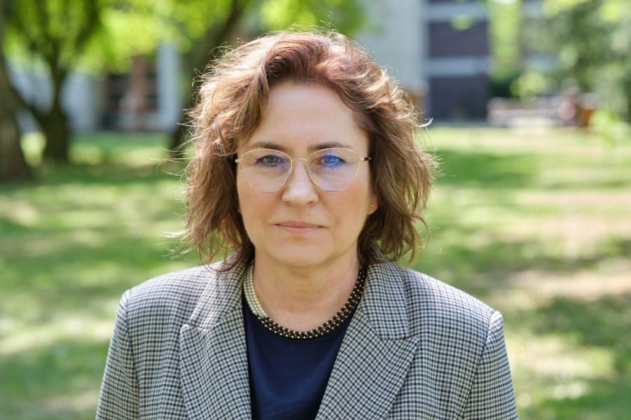 Prof. UAM Lucyna Bakiera