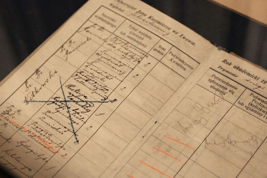 Zdjęcie z wydarzenia w Bibliotece Uniwersyteckiej