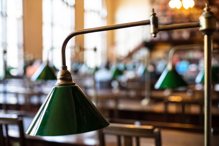 zdjęcie w czytelni Biblioteki Uniwersyteckiej