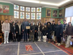 Places of Peace students meeting with AMU Vice-Rector Prof. Piotr Pawluć in the Rector’s office