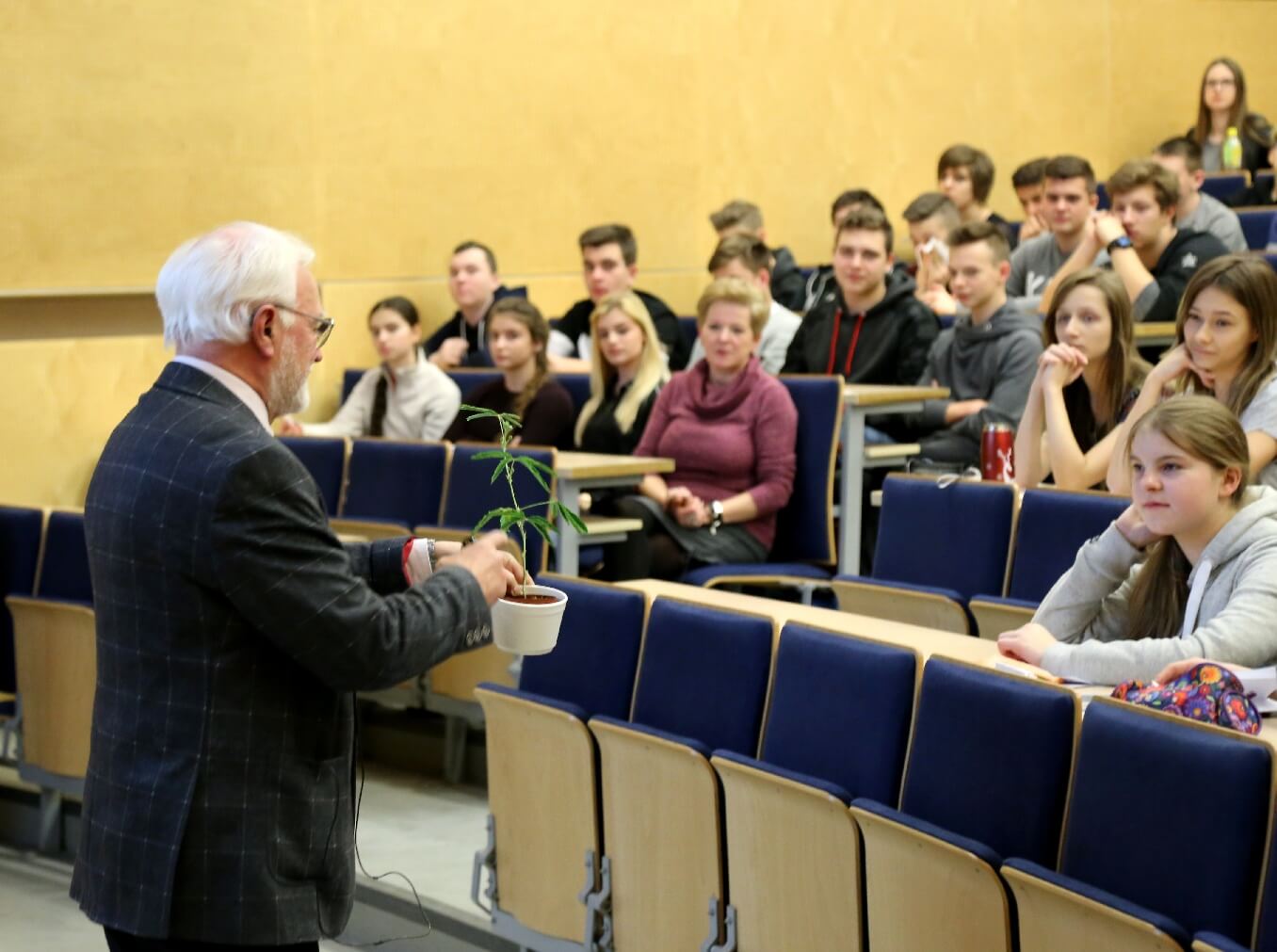 prof. Edward Gwóźdź