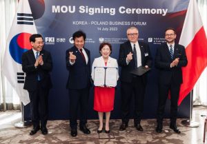 AMU begins partnership  with two South Korean universities