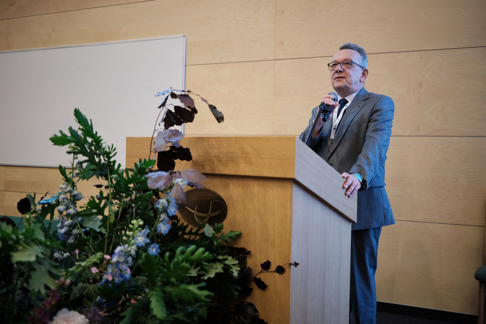 Prorektor UAM prof. Przemysław Wojtaszek.