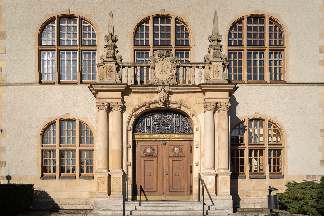 The entrance to the Rectorate