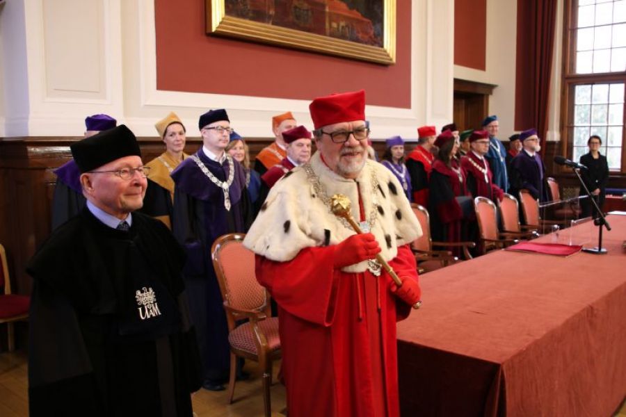 Uroczystość nadania tytułu Doktora Honoris Causa profesorowi Rolfowi Fieguthowi