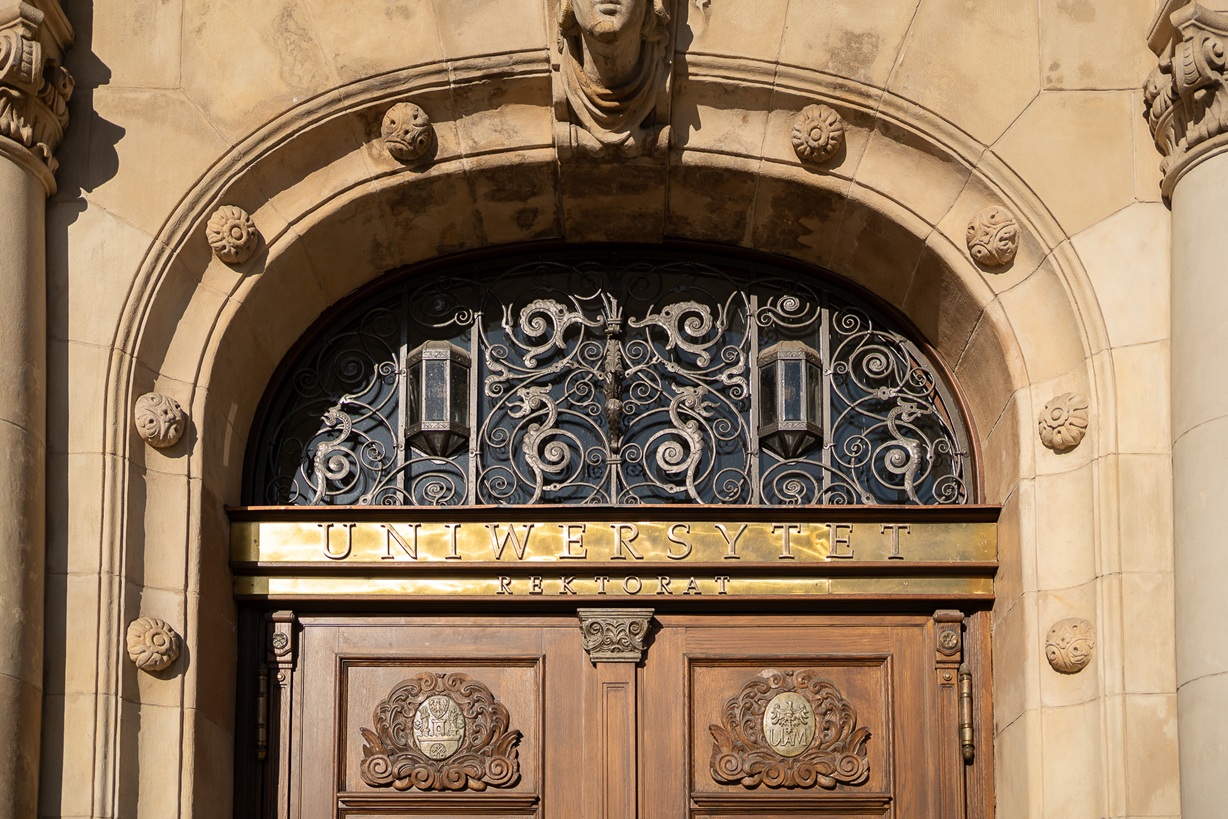 The main entrance to the Rectorate building of Adam Mickiewicz University, Poznań