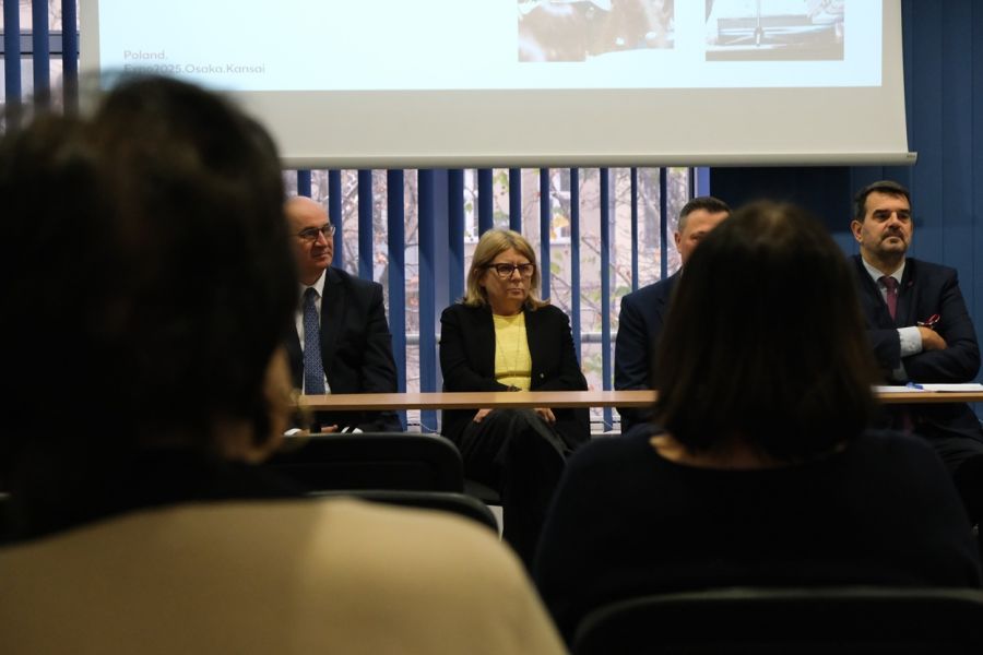 Press conference summarizing the Osaka EXPO 2025