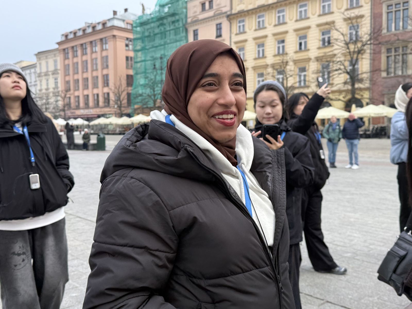  A photo of a group of students in Kraków’s Old Town and at Wawel