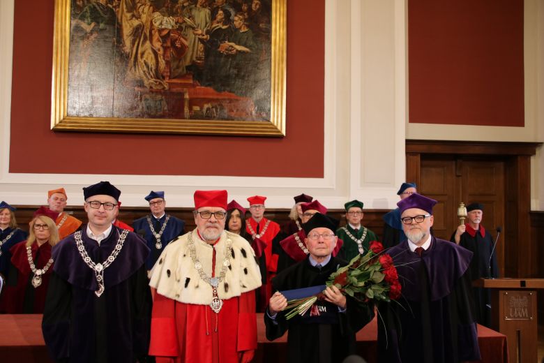 Uroczystość nadania tytułu Doktora Honoris Causa profesorowi Rolfowi Fieguthowi