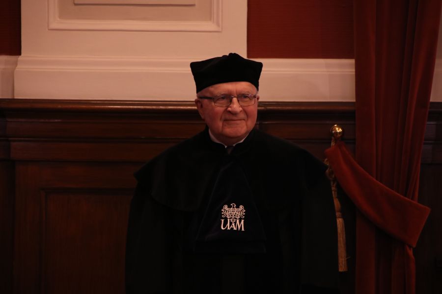 Zdjęcie - prof. Janusz Jurczak