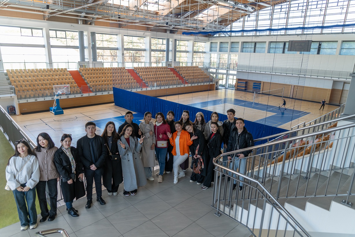 Internship Participants inside the AMU main sports hall