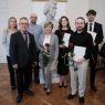 Nagrody Miasta Poznania - zdjęcie zbiorowe osób z UAM