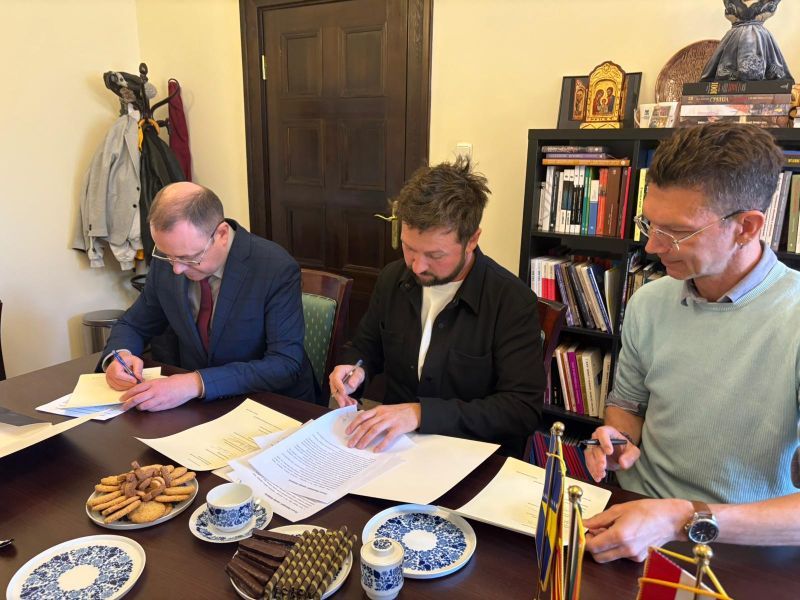  Signing ceremony for the Letter of Intent regarding the establishment of the Slavic Studies Forum