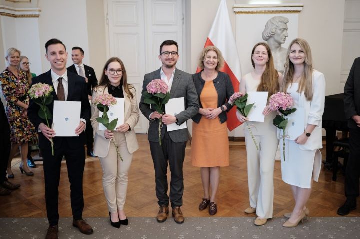 Stypendia dla młodych badaczy 2025