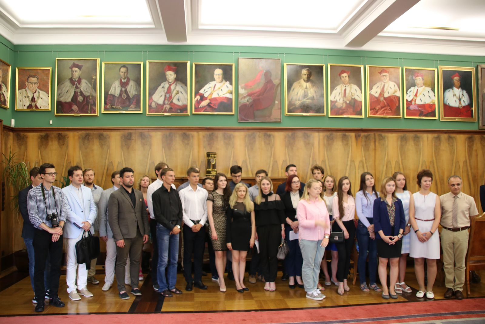 Zdjęcie - uczestnicy Polsko-Rosyjskiej Letniej Szkoły Prawno-Humanistycznej