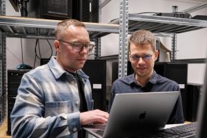 Profesorowie: Andrzej Zieleziński i Jakub Barylski