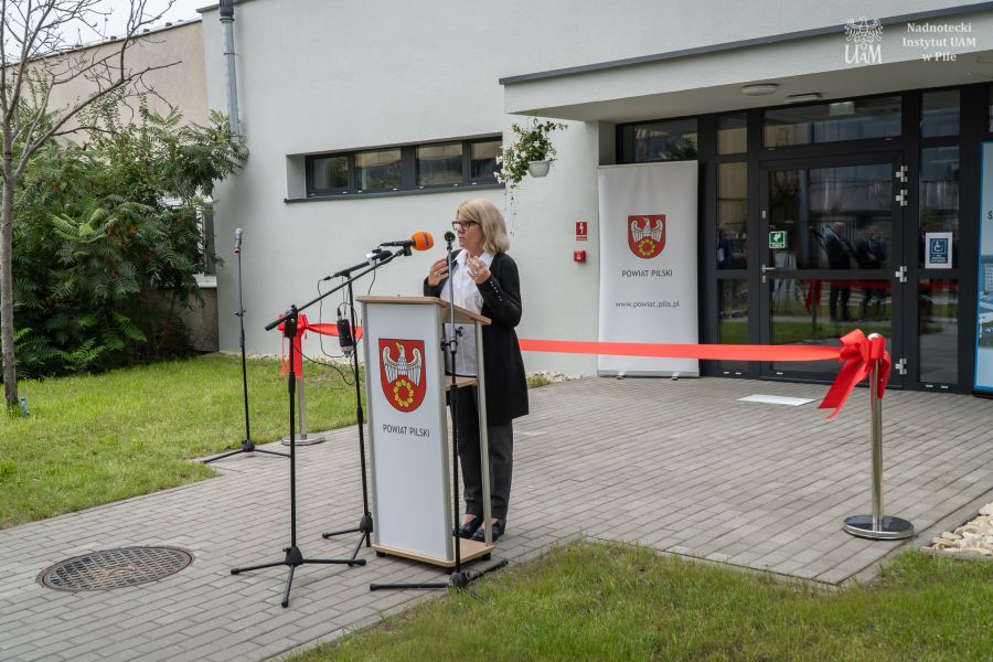 Rektorka UAM przemawia podczas uroczystości