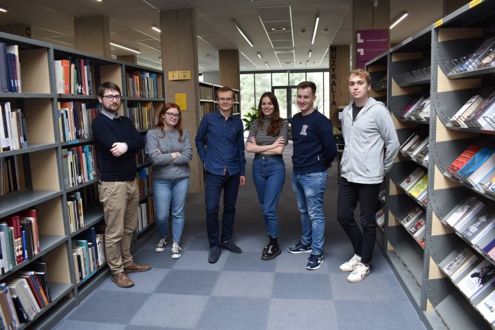 The image presents the students of AMU Faculty of History, who has been working on Study@Research project