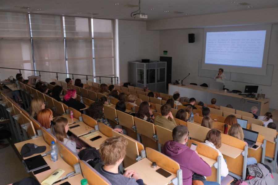 Open lecture by Univ.-Prof. Dr. Alexandra N. Lenz on the occasion of the 35th anniversary of the AMU Austrian Cultural Centre