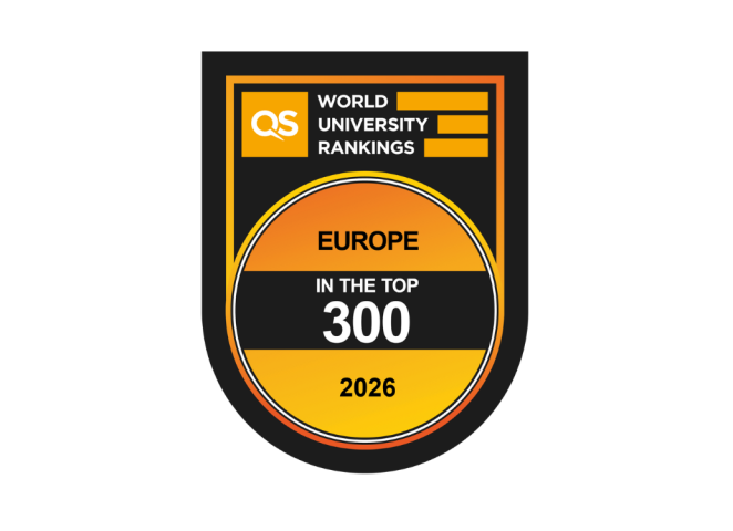 Znak graficzny QS World University Rankings: Europe. Tarcza z napisem „In the top 300” oraz rokiem 2026.