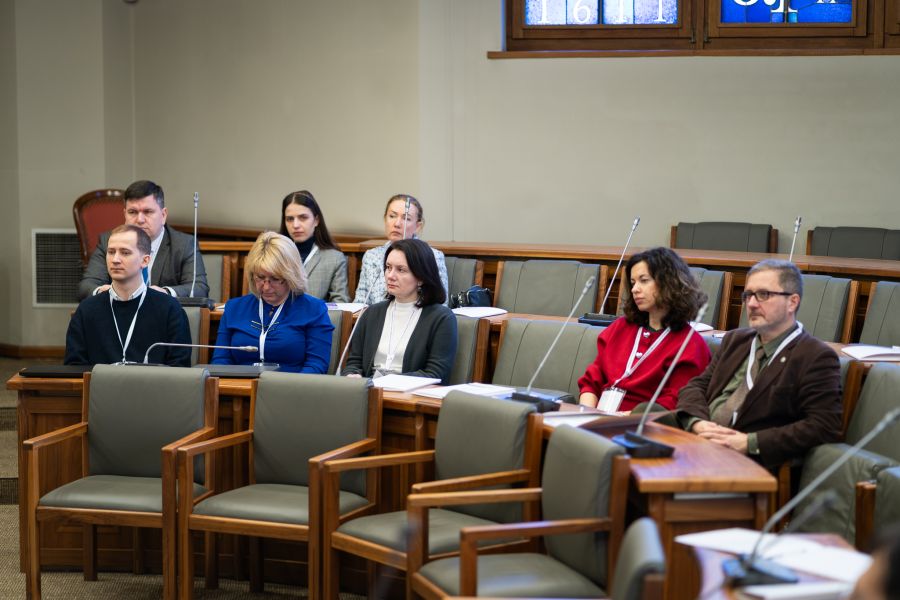 The graphic shows the meeting of the EU co-funded project LibAer_UA