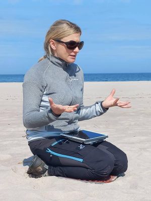 Dr Karolina Leszczyńska